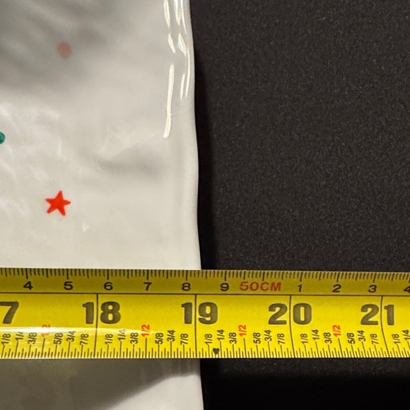 Hello Kitty Christmas Tray - Picture 3 of 7